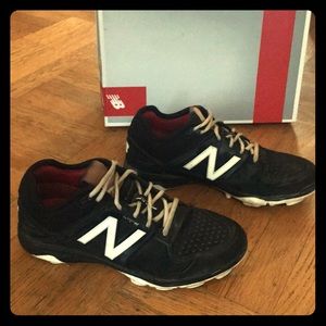 New balance molded baseball cleats